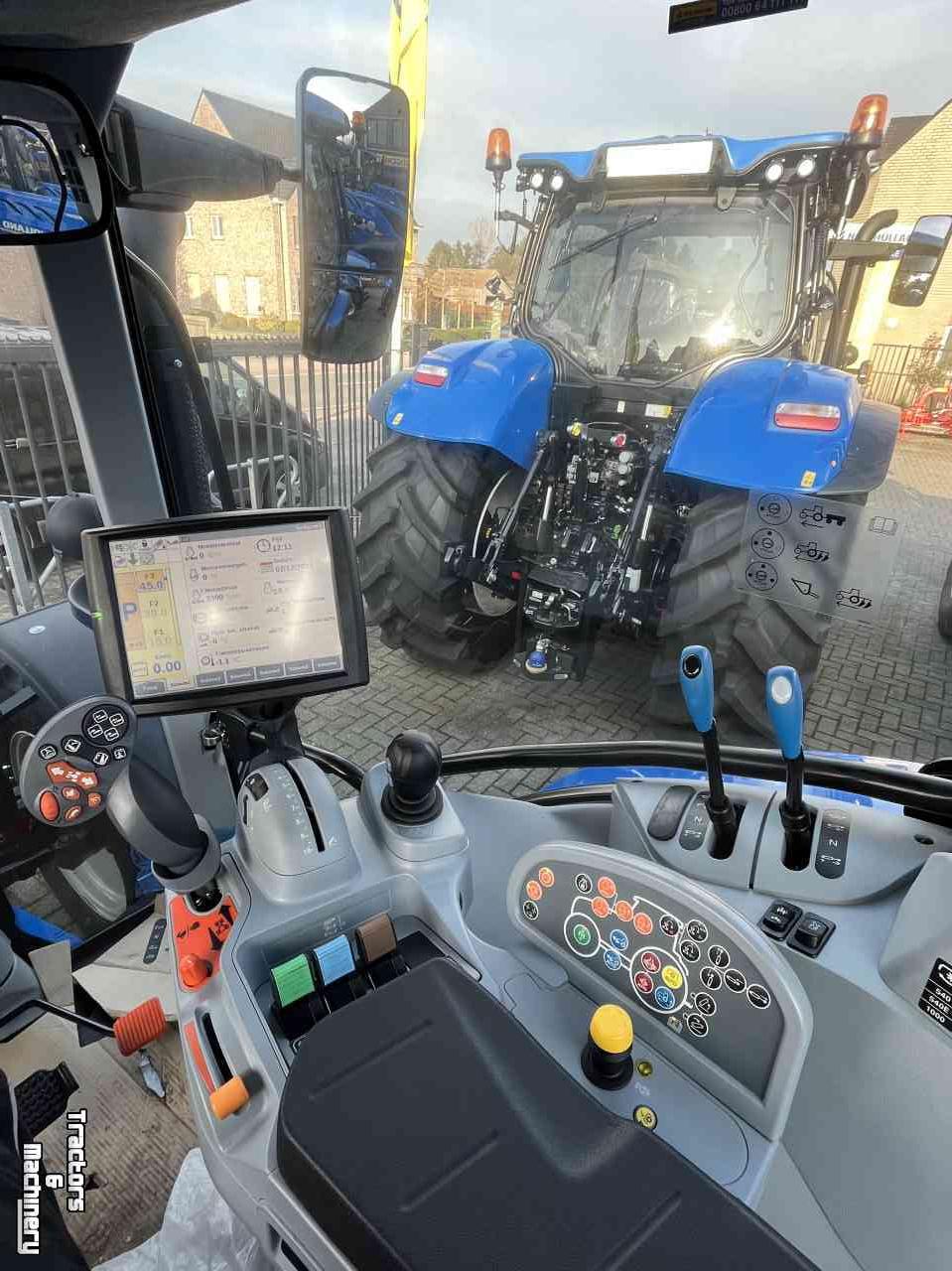Schlepper / Traktoren New Holland T5.110 AC