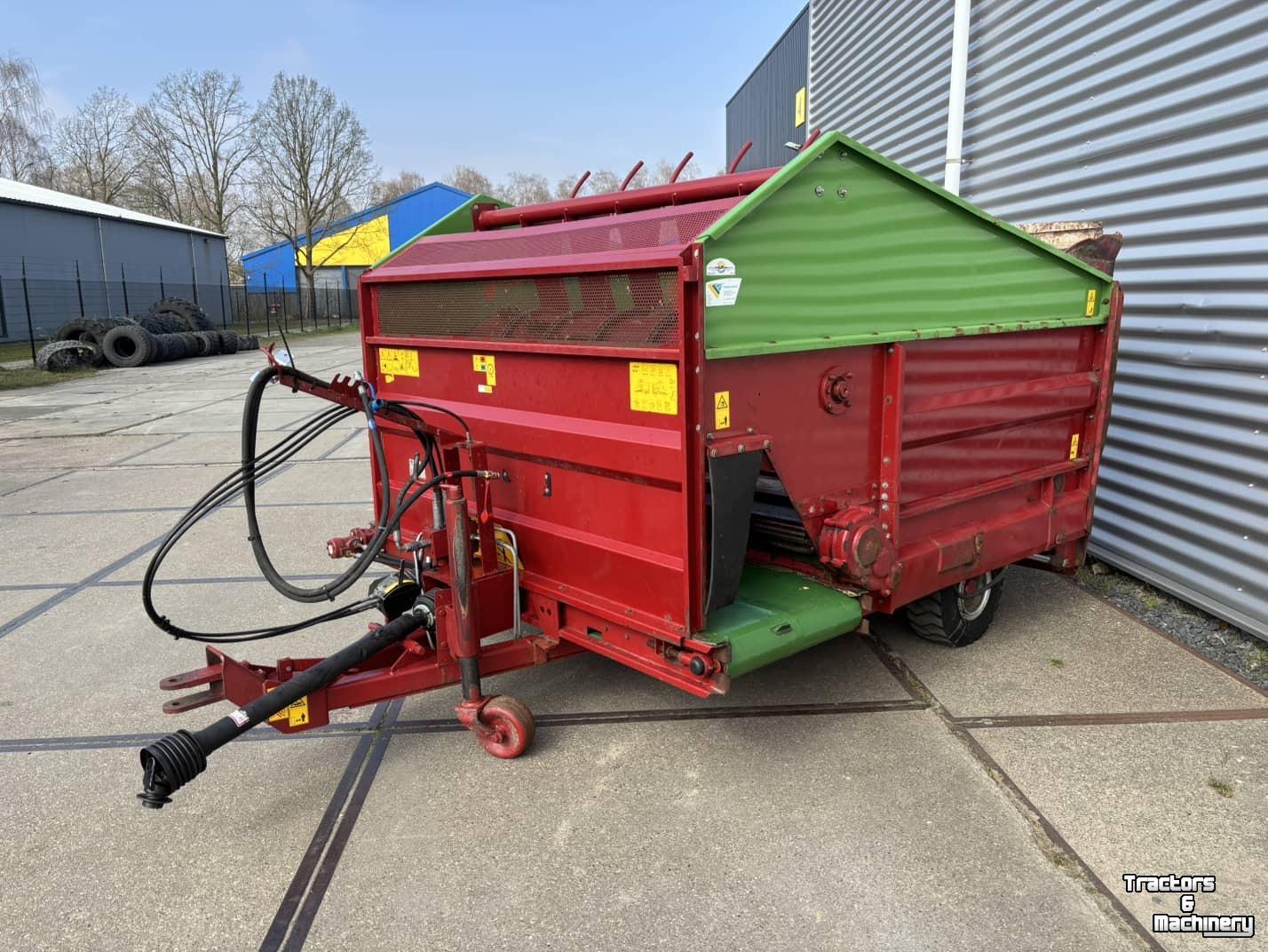 Siloblockverteilwagen  Strautmann BVW Blokkenwagen
