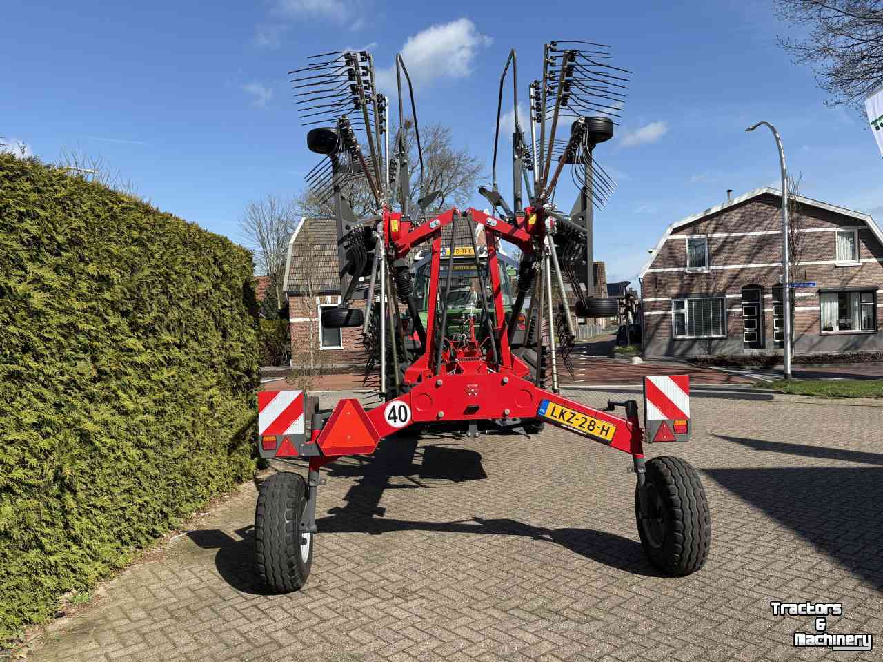 Schwader Massey Ferguson RK 802 TRC