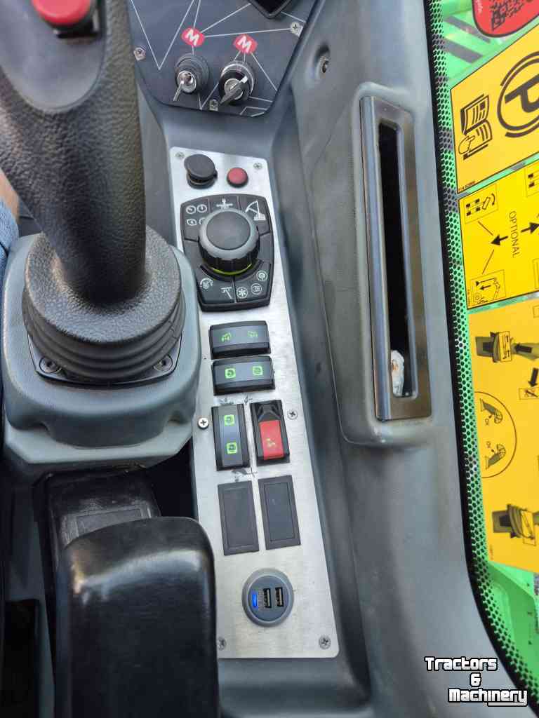 Teleskoplader Magni RTH 7.26