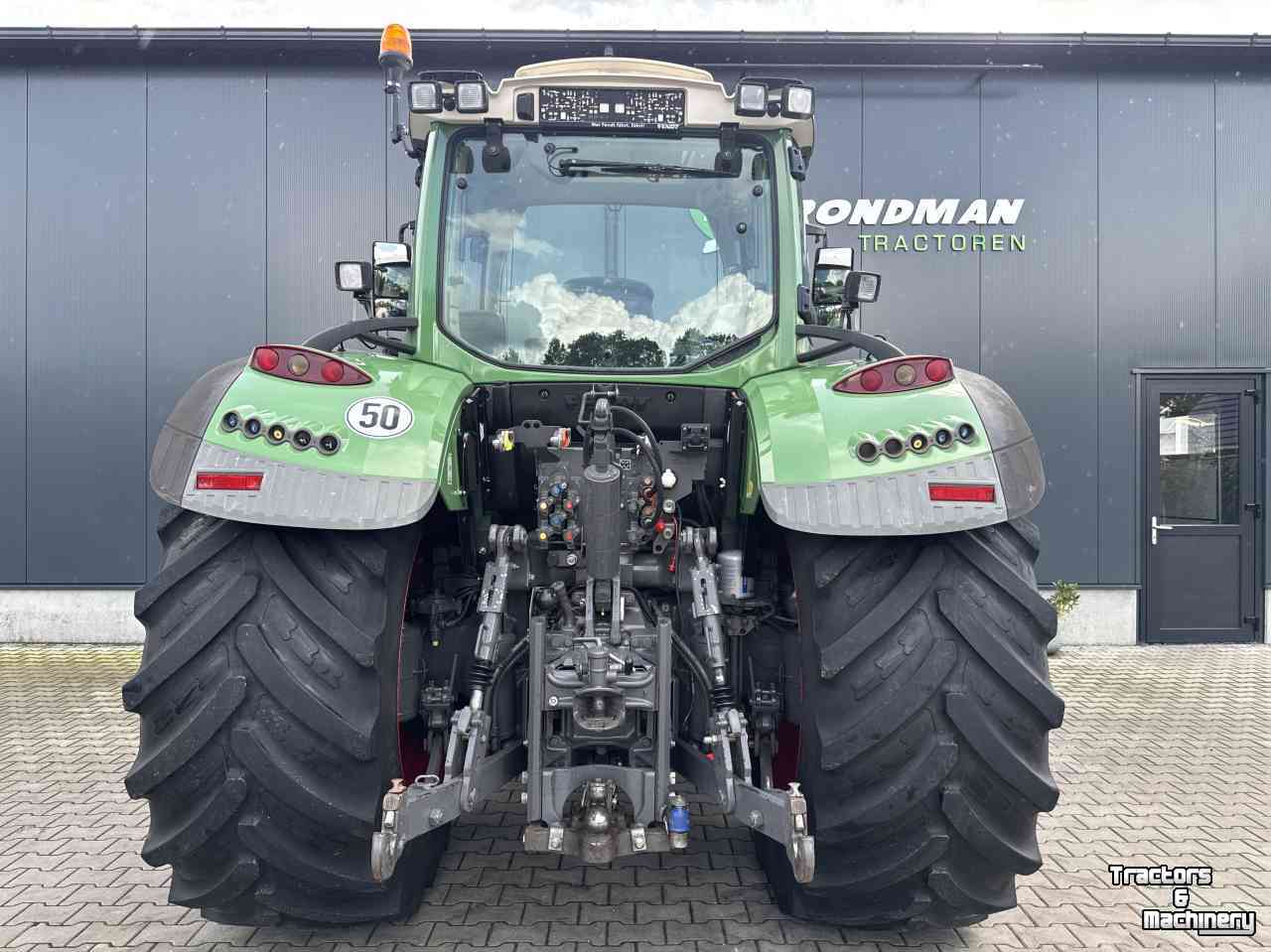 Schlepper / Traktor Fendt 724 S4 Profi plus