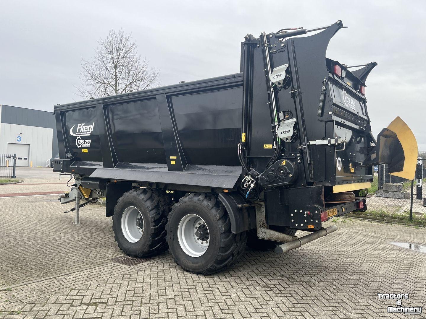Stalldungstreuer Fliegl KDS 260
