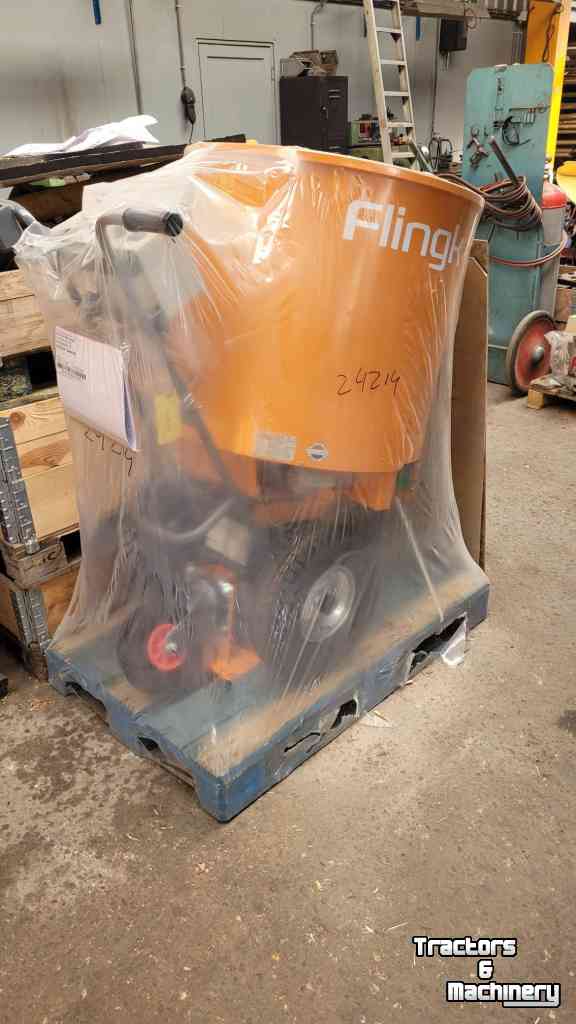 Sägemehl Streuer für Liegeboxen Flingk SE 250
