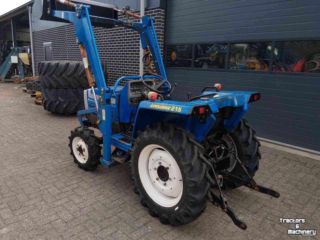 Gartentraktoren Iseki Landleader 215 met voorlader en stuurbekrachtiging