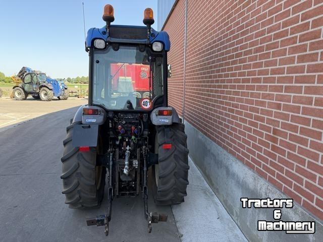 Schlepper / Traktor New Holland TN75NA