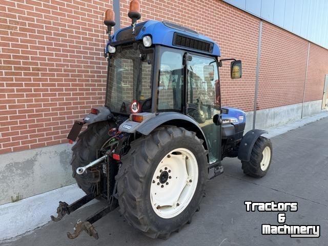 Schlepper / Traktor New Holland TN75NA