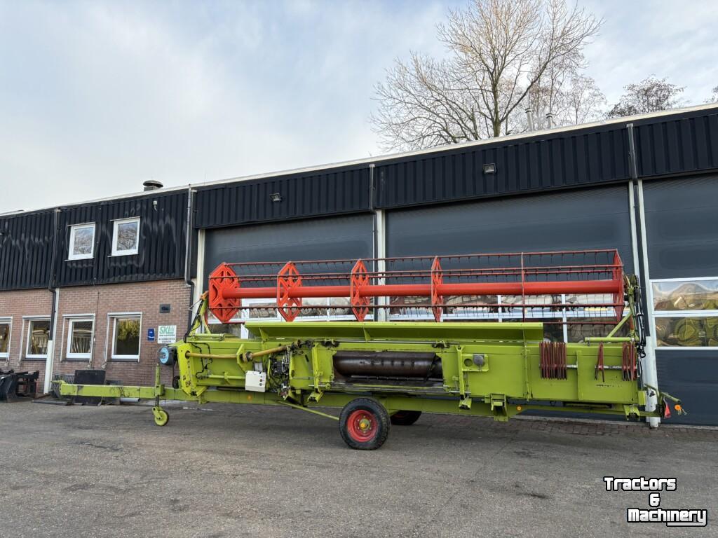 Schneidwerke & Pick-up Claas V660 Vario Maaibord