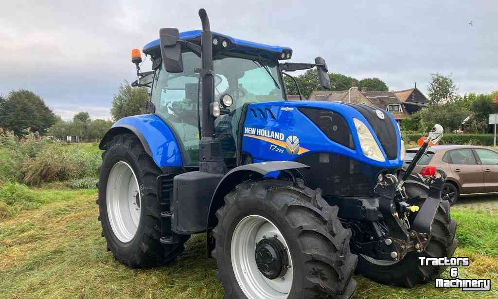 Schlepper / Traktoren New Holland T 7.225 Tractor Traktor