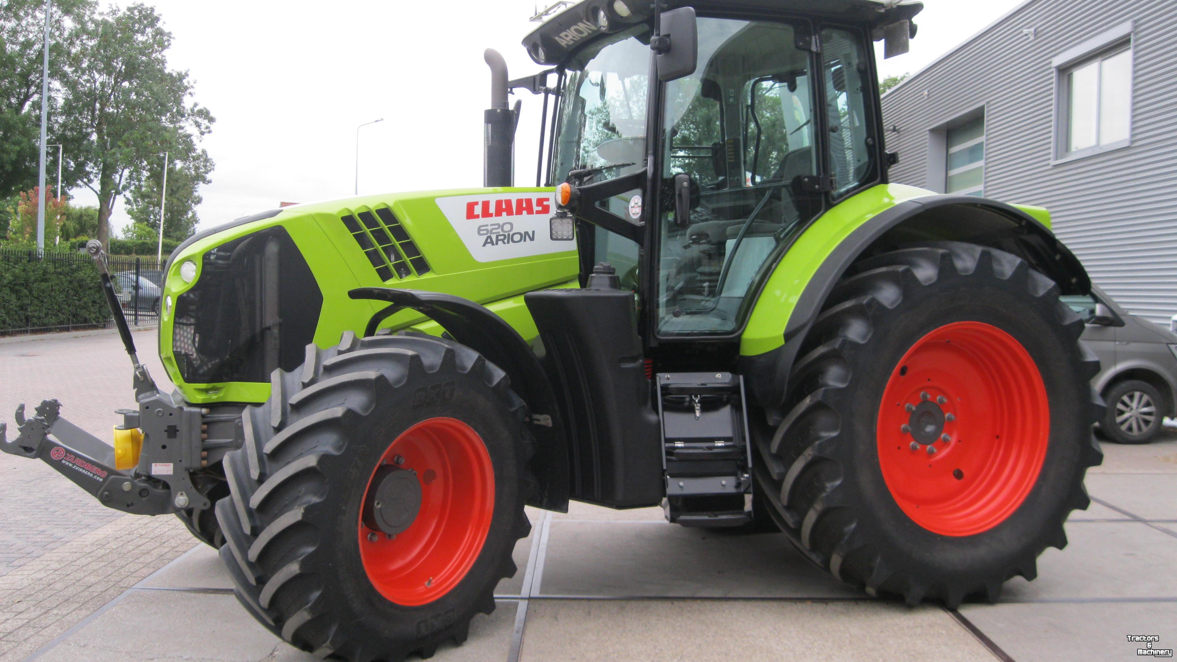 Schlepper / Traktor Claas ARION 620