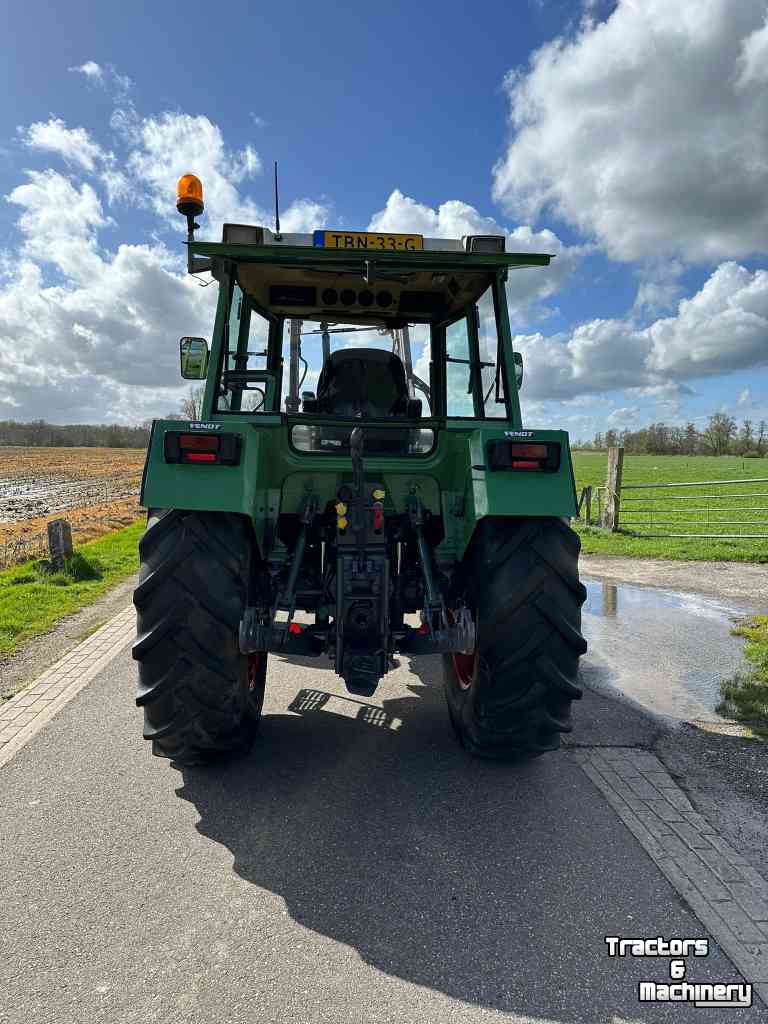 Schlepper / Traktoren Fendt Farmer 308 LS met Stoll voorlader