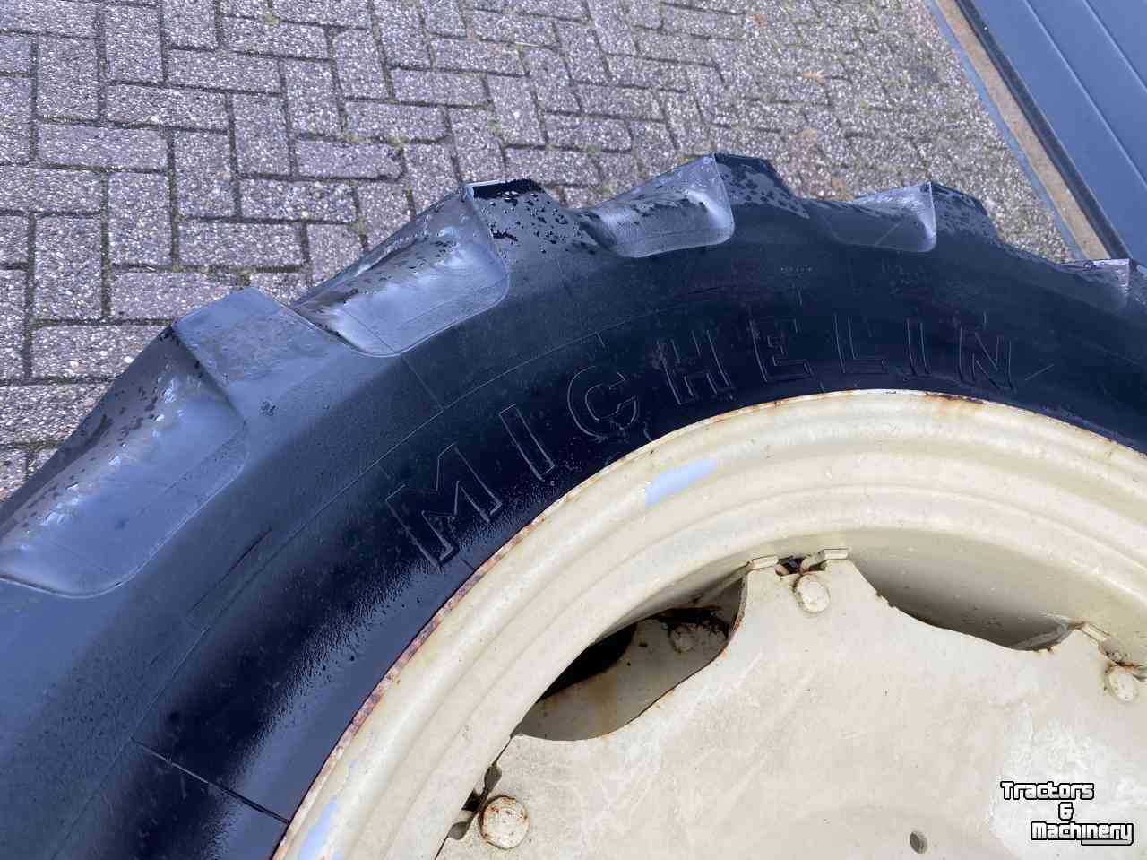 Räder, Reifen, Felgen & Distanzringe Michelin 13.6R38 op 8 gaats velg