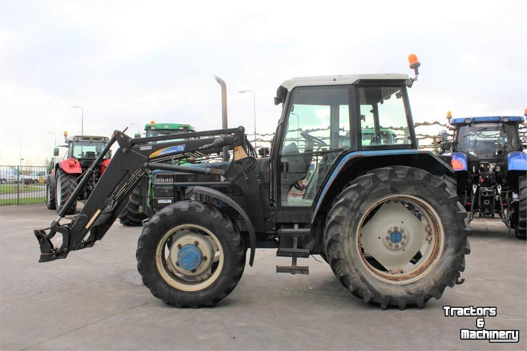 Schlepper / Traktor New Holland 40 Series