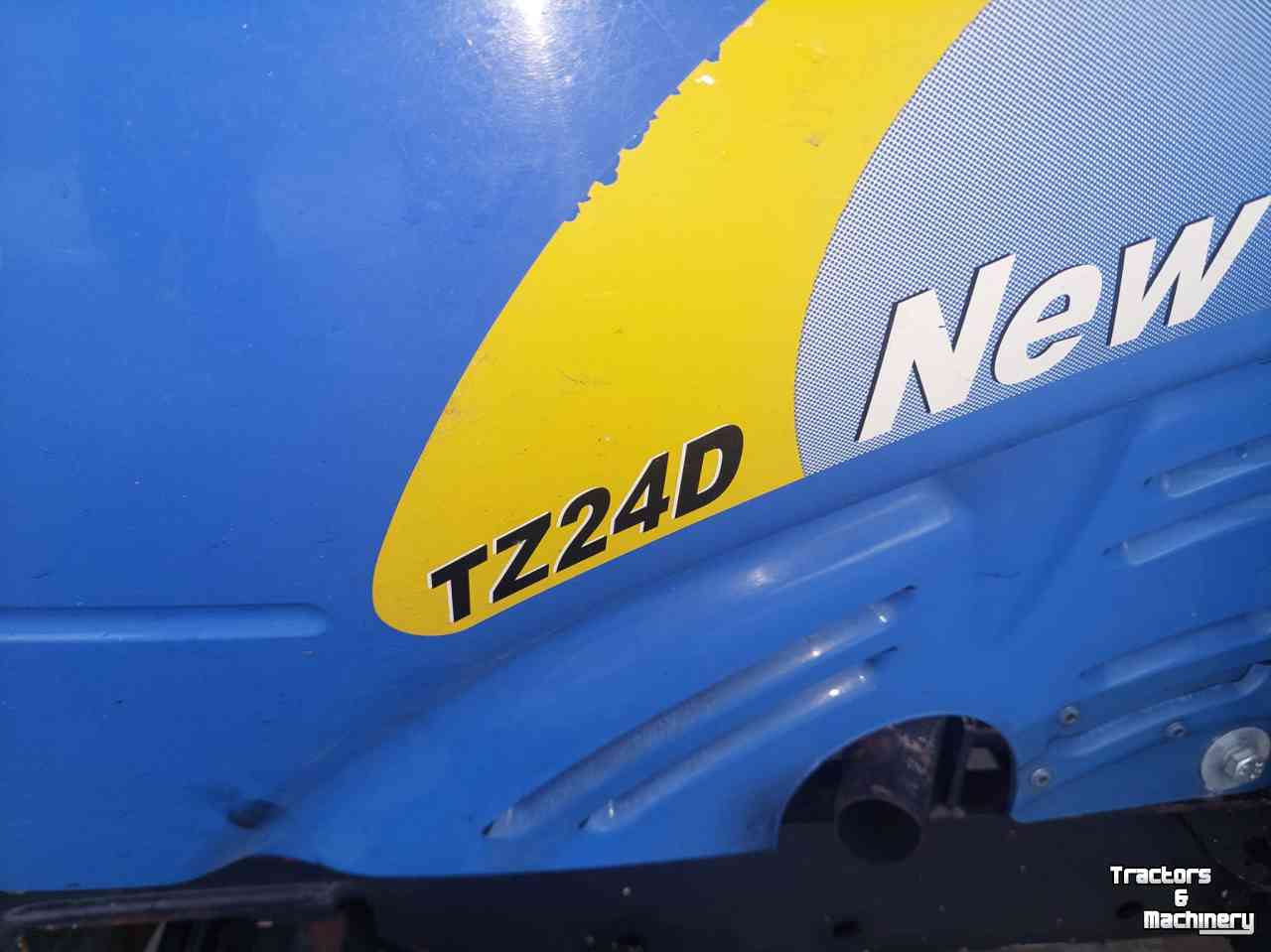 Schlepper / Traktoren New Holland TZ 24d