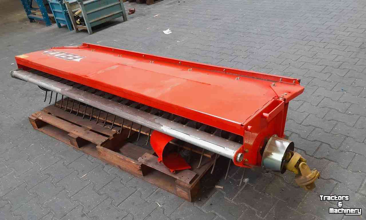 Diverse neue Teile Fella KC 310 TL Kneuzer