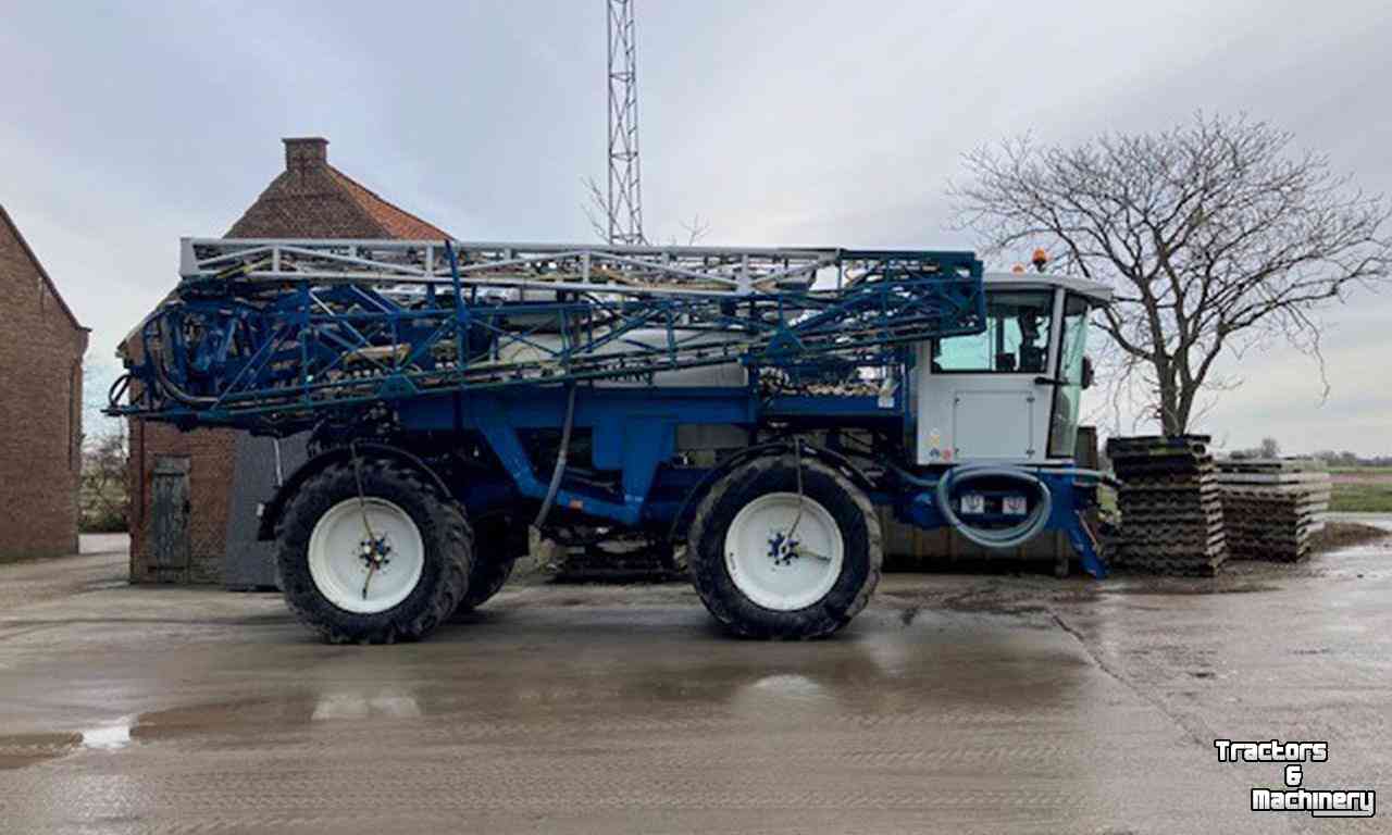 Selbstfahrende Feldspritze Delvano EuroTrac 5000