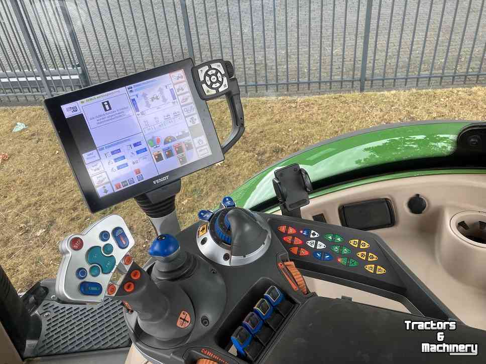 Schlepper / Traktor Fendt 720 S4 ProfiPlus