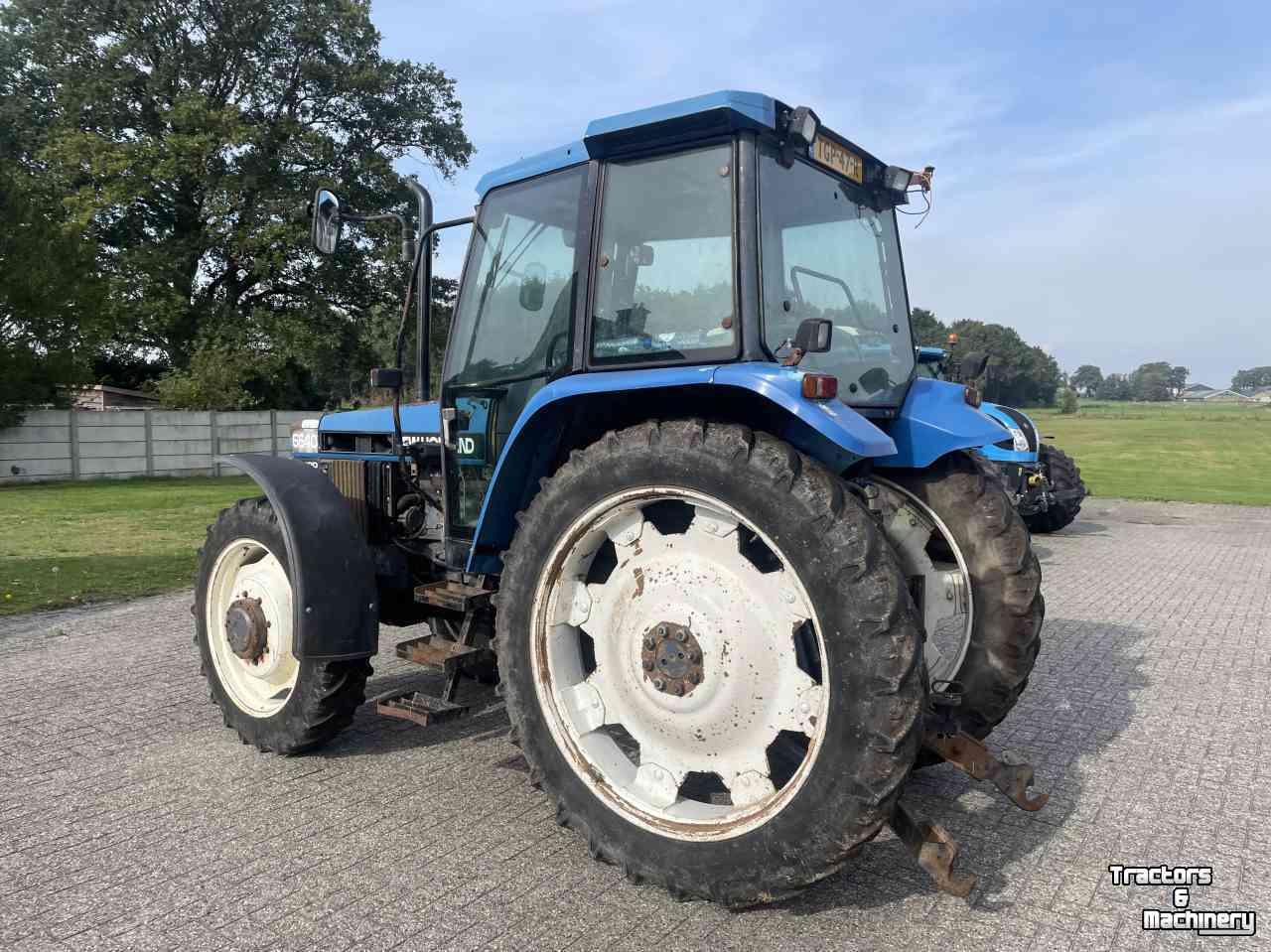 Schlepper / Traktor New Holland 6640 SLE 40km kruip 4 cil.turbo