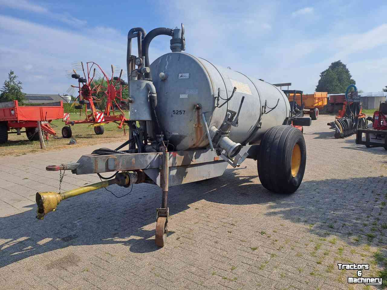 Gießarm für Bewässerung Jako 5000 liter watertank met losarm