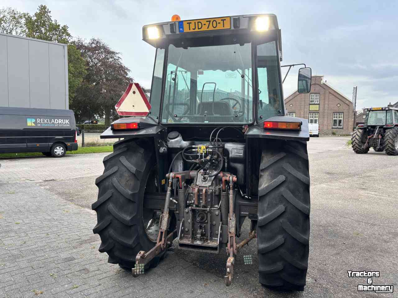 Schlepper / Traktor Massey Ferguson 3060 16x16 speedshift
