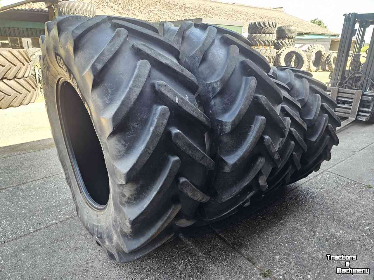 Räder, Reifen, Felgen & Distanzringe Michelin Michelin 650/65R38 en 540/65R28 Multibib