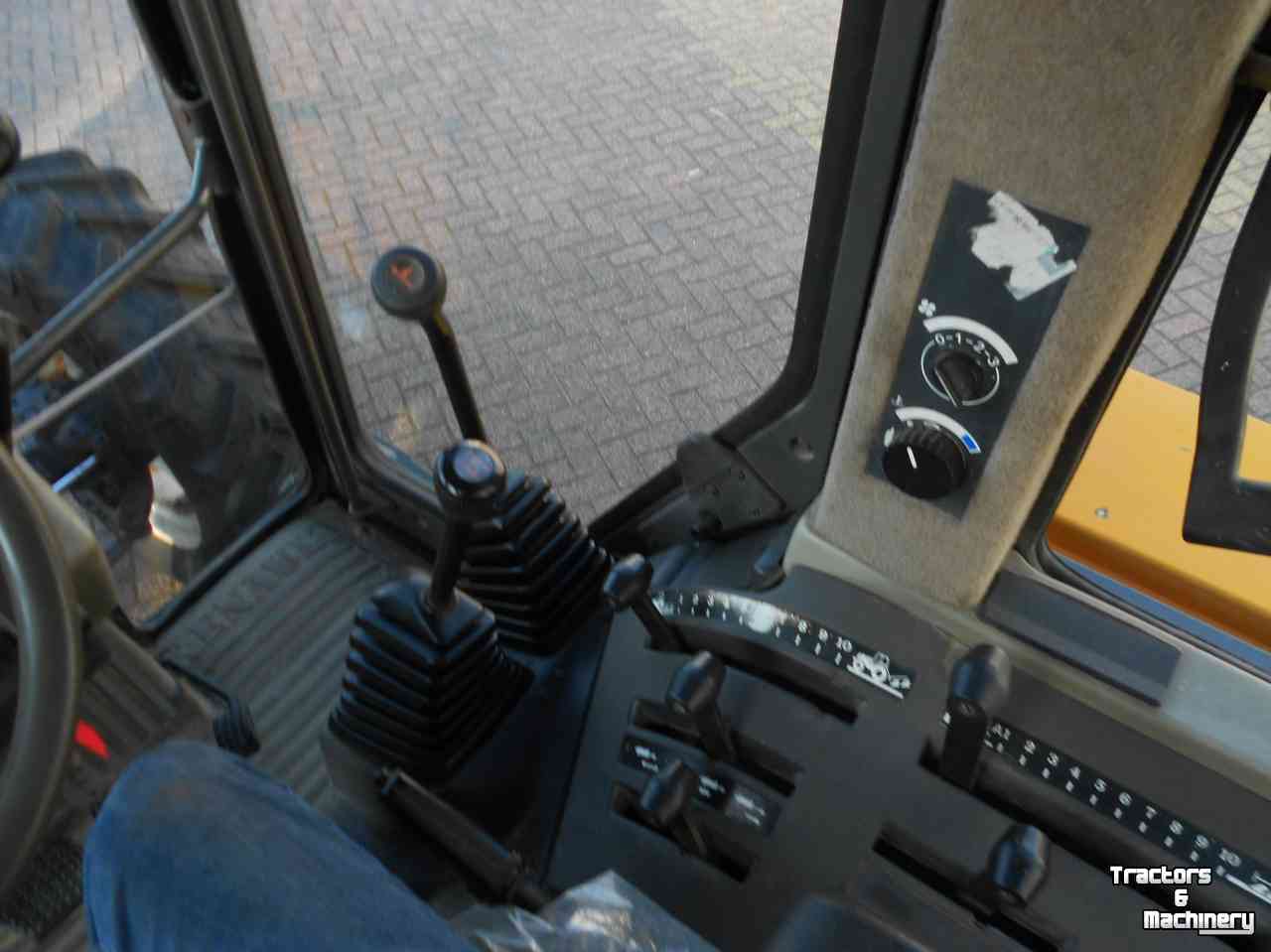 Schlepper / Traktor Renault 103-54
