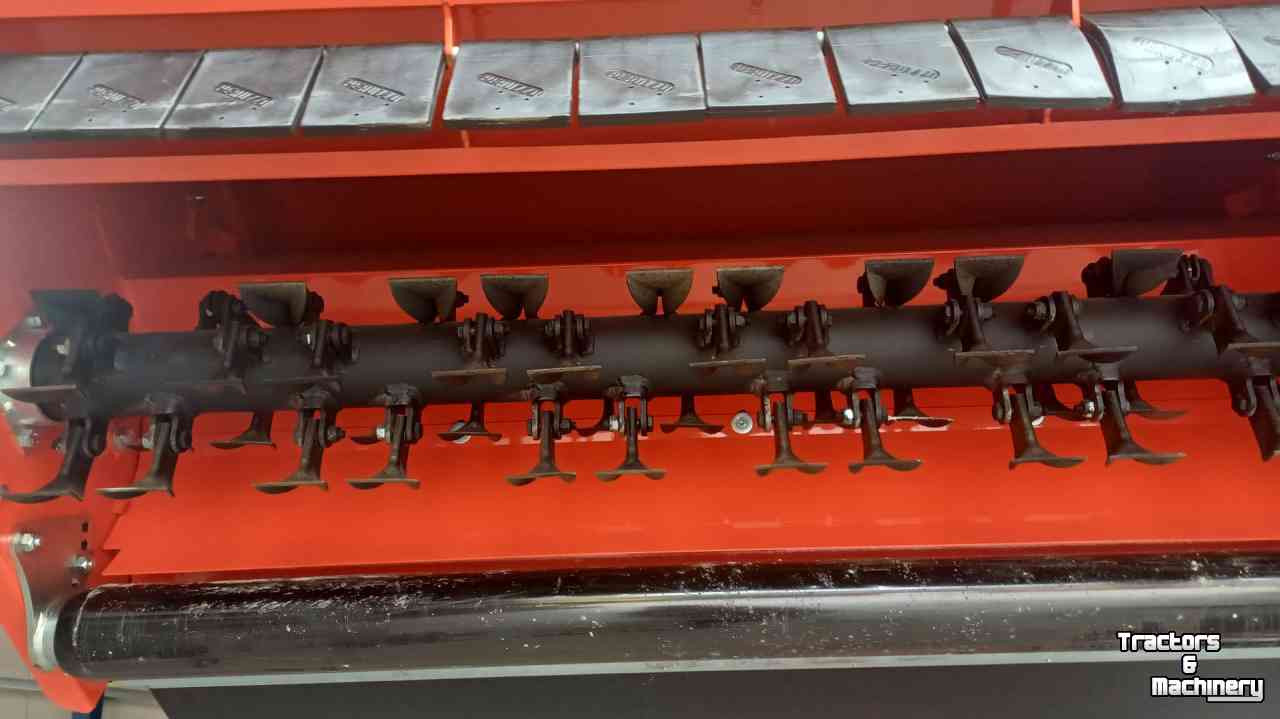 Schlegelmulchgeräte Kubota Koala 1600 pro klepelmaaier  Kubota Peruzzo