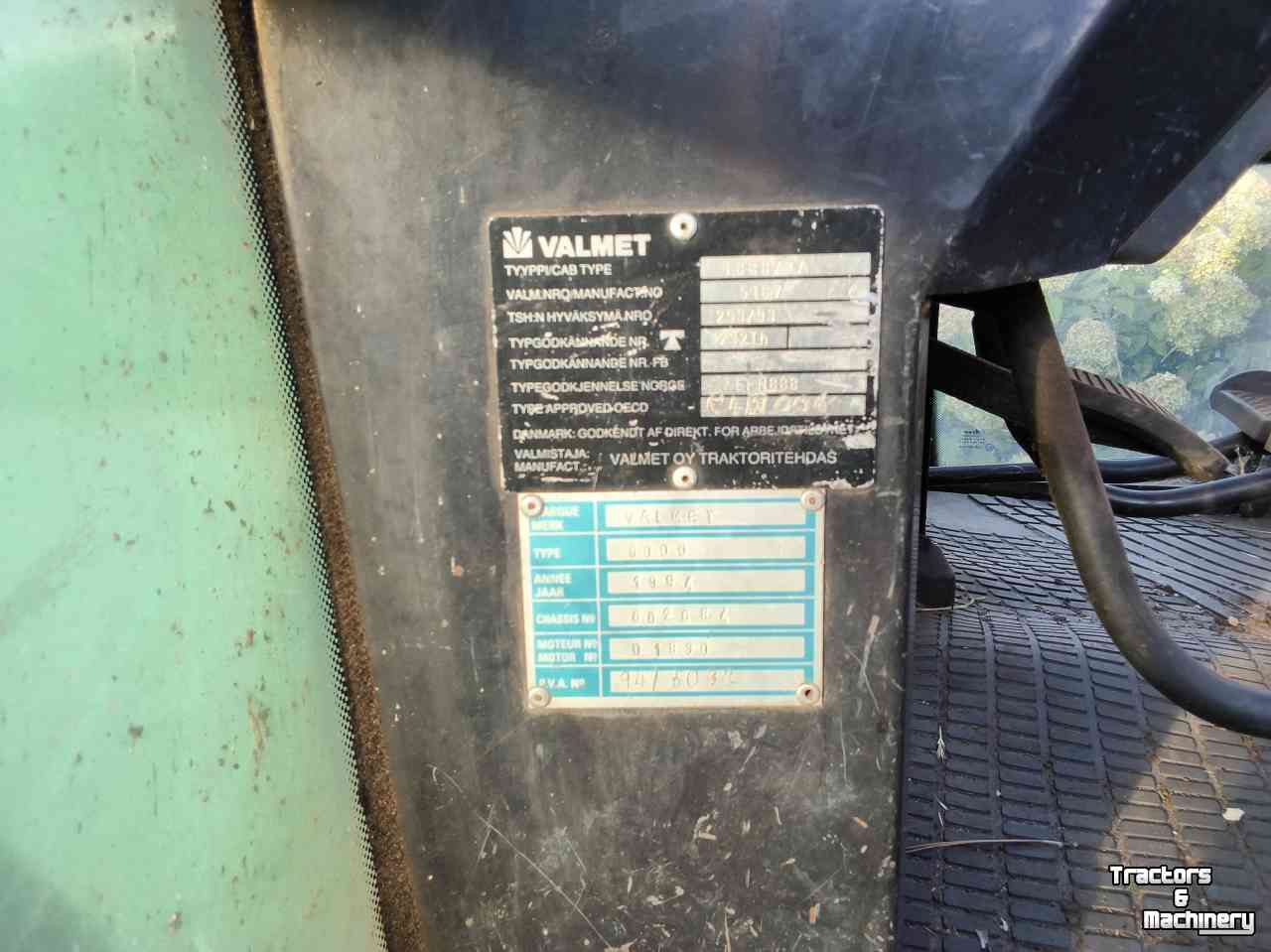 Schlepper / Traktor Valtra 6000
