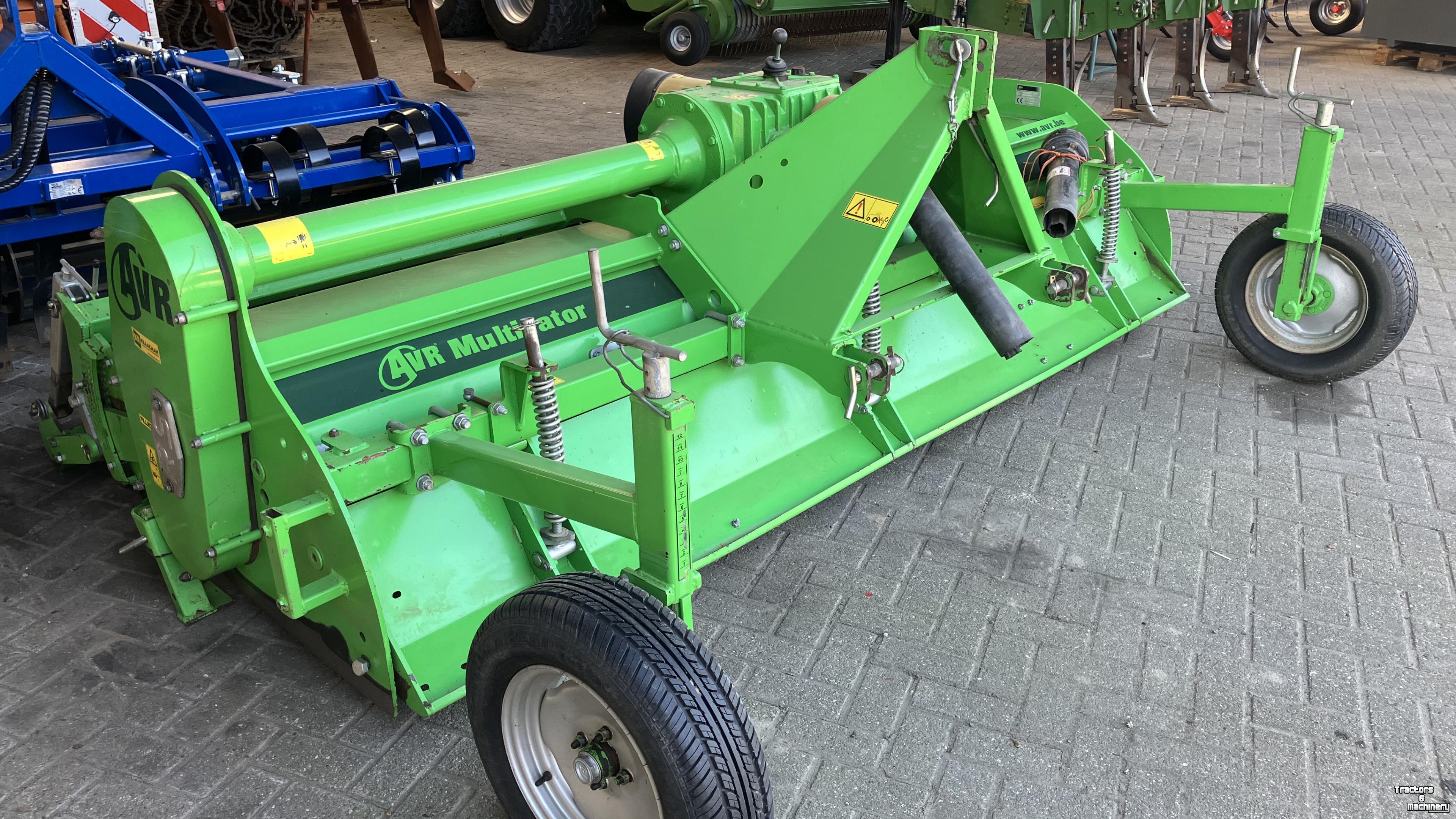 Dammfräse AVR Multivator 4X75