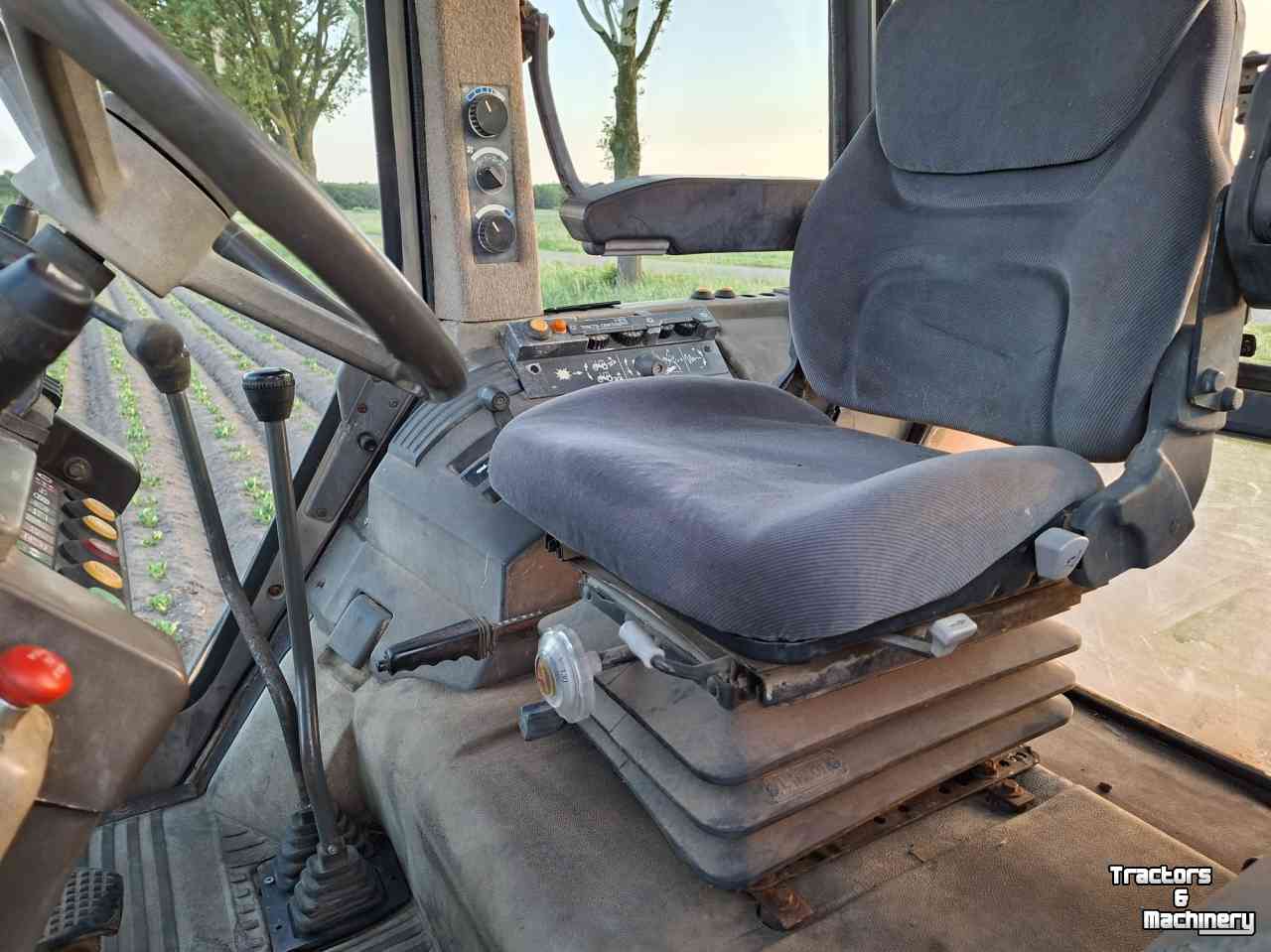 Schlepper / Traktor Renault 155-54TX