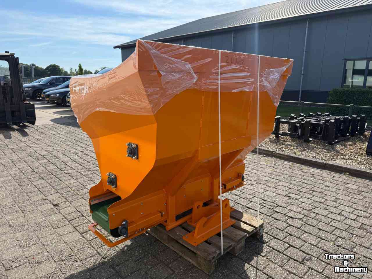 Sägemehl Streuer für Liegeboxen Flingk KSS1500