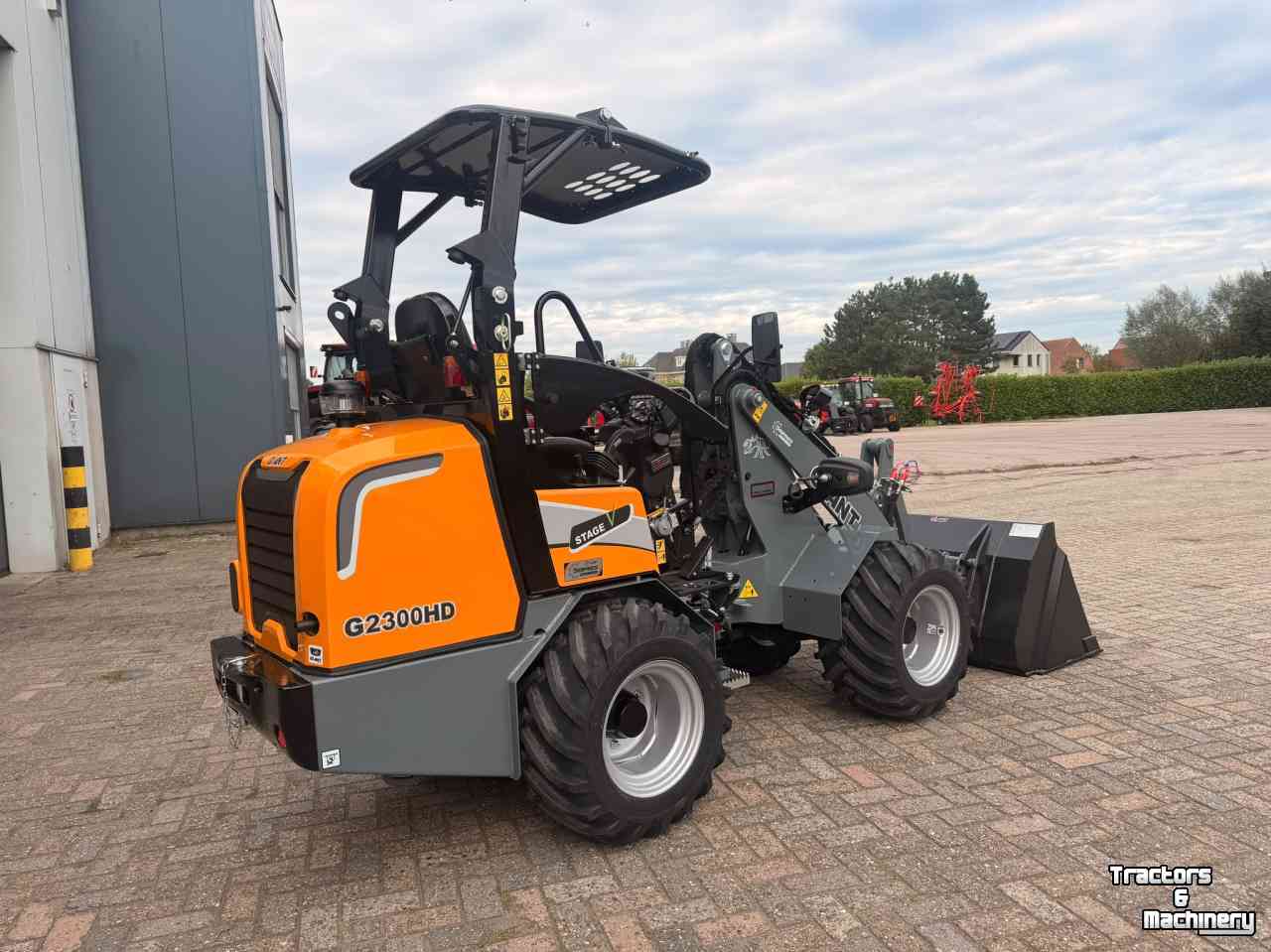 Radlader Giant G2300HD