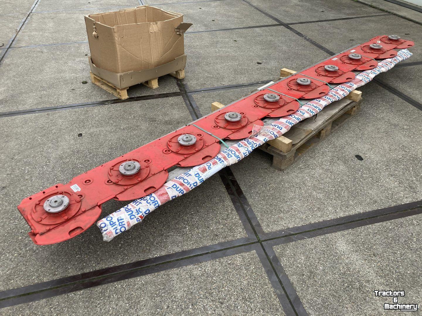 Mähwerk Pottinger Maaibalk Novacat 442 + S12