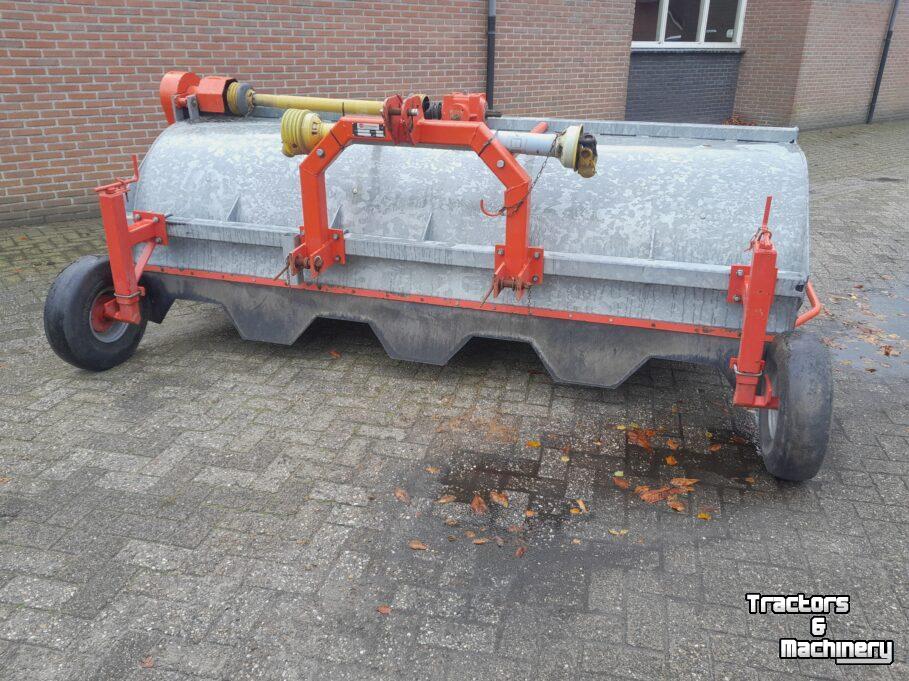 Krautschläger Kloppenburg 4-rij loofklapper type KFK475