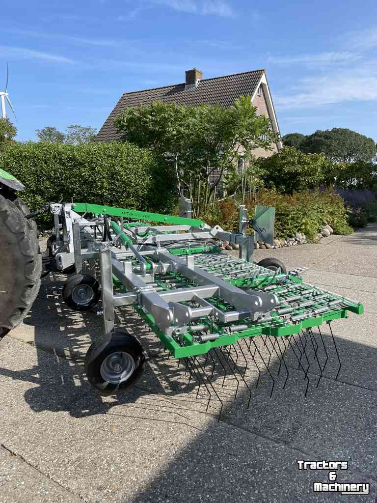 Striegelmaschine Agronomic Precisie wiedeg Voorraad!