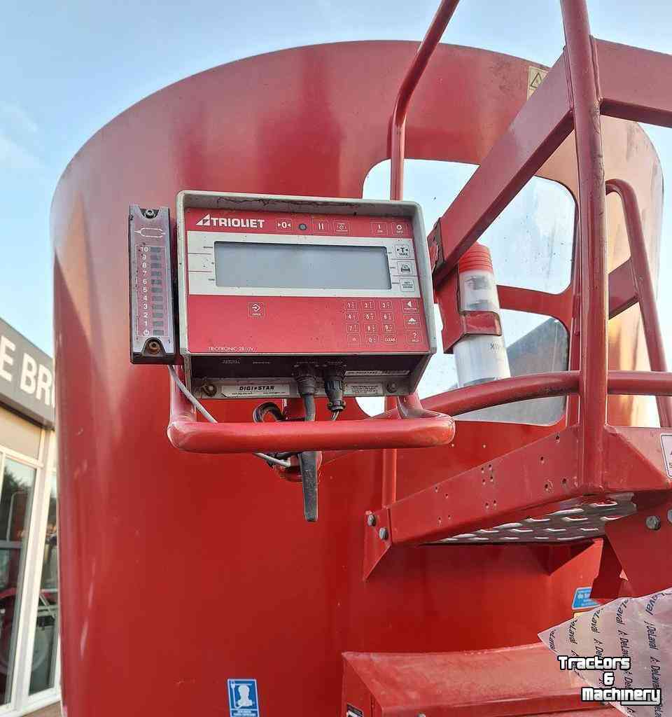Futtermischwagen Vertikal Trioliet SOLOMIX2 2400 VLHBT