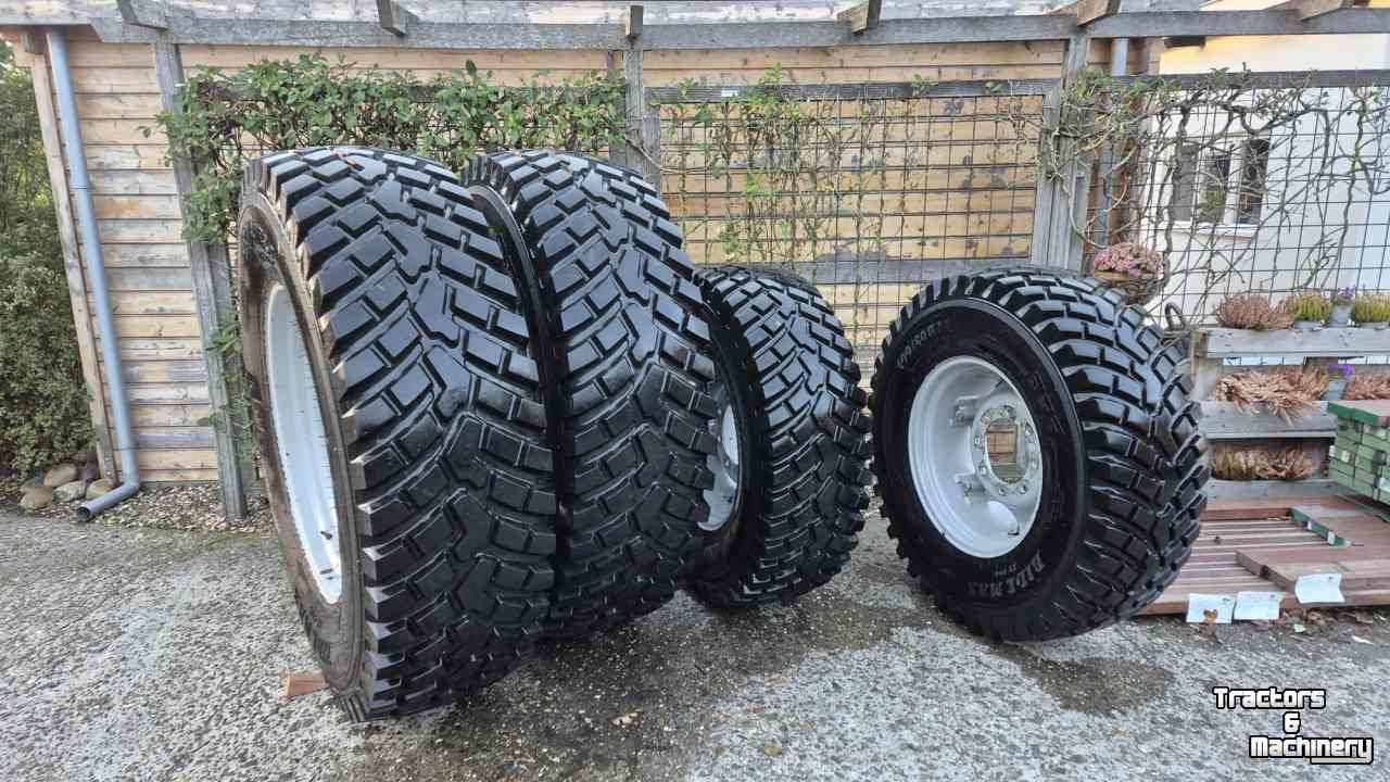 Räder, Reifen, Felgen & Distanzringe BKT 400/80R24 en 480/80R34