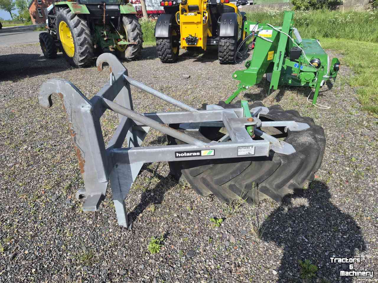 Futterkehrreifen Holaras Octo-1500-jcb