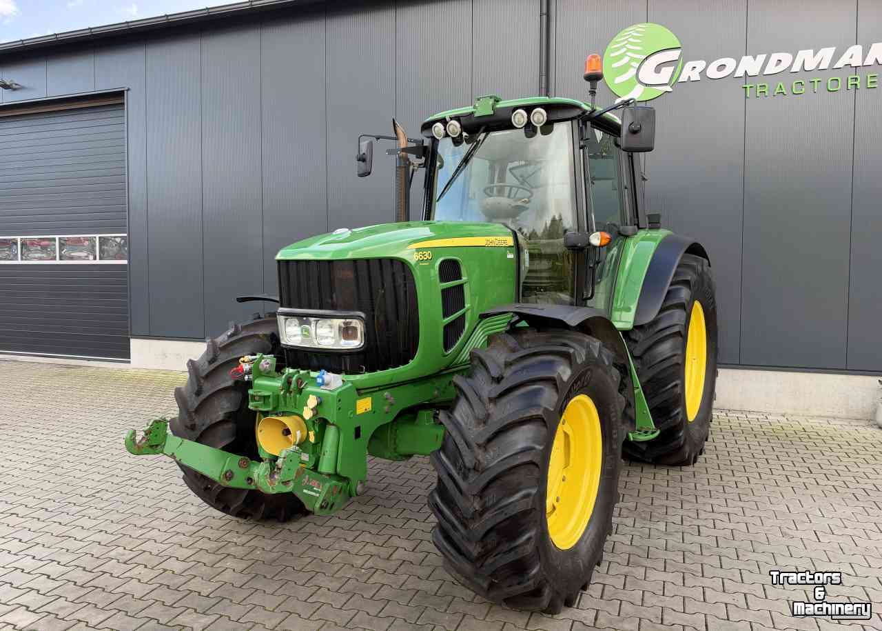 Schlepper / Traktor John Deere 6630 AP