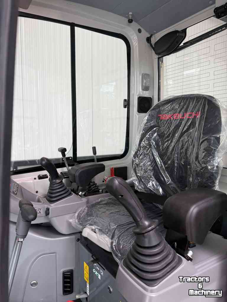 Minibagger Takeuchi TB216