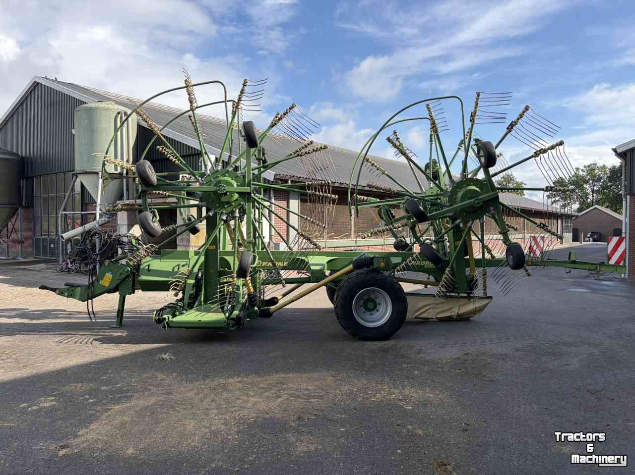 Schwader Krone Swadro 1400 plus
