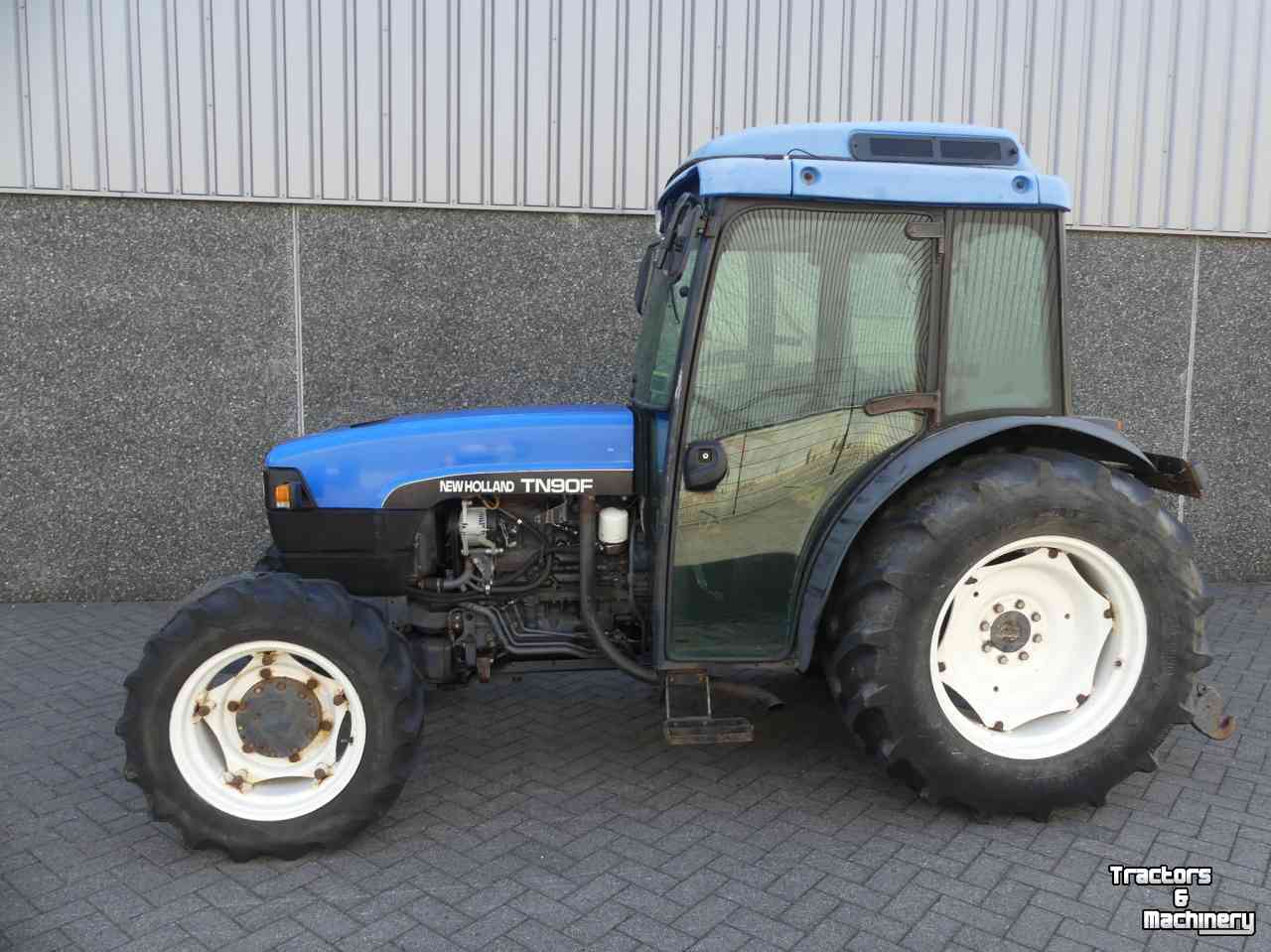 Gartentraktoren New Holland TN90F