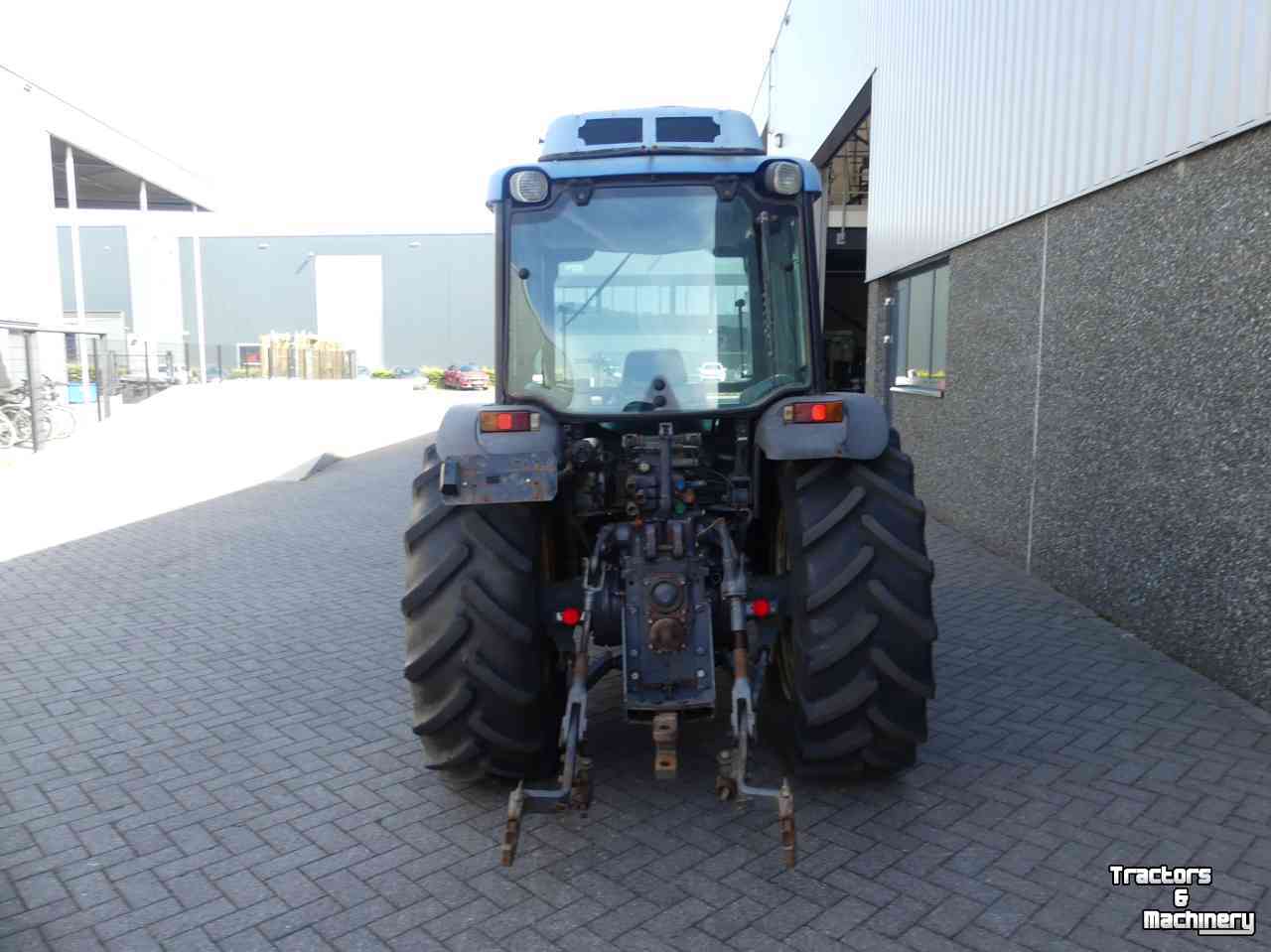 Gartentraktoren New Holland TN90F