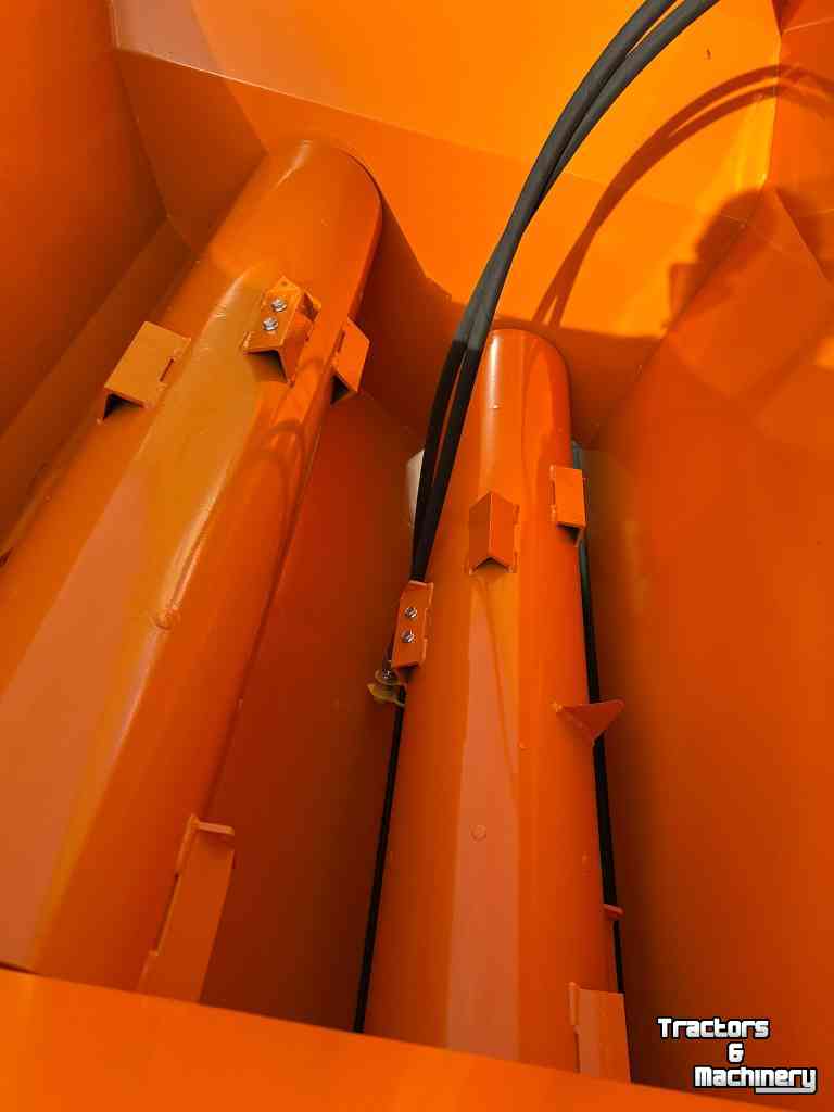 Sägemehl Streuer für Liegeboxen Flingk KSS 1015 boxenstrooier