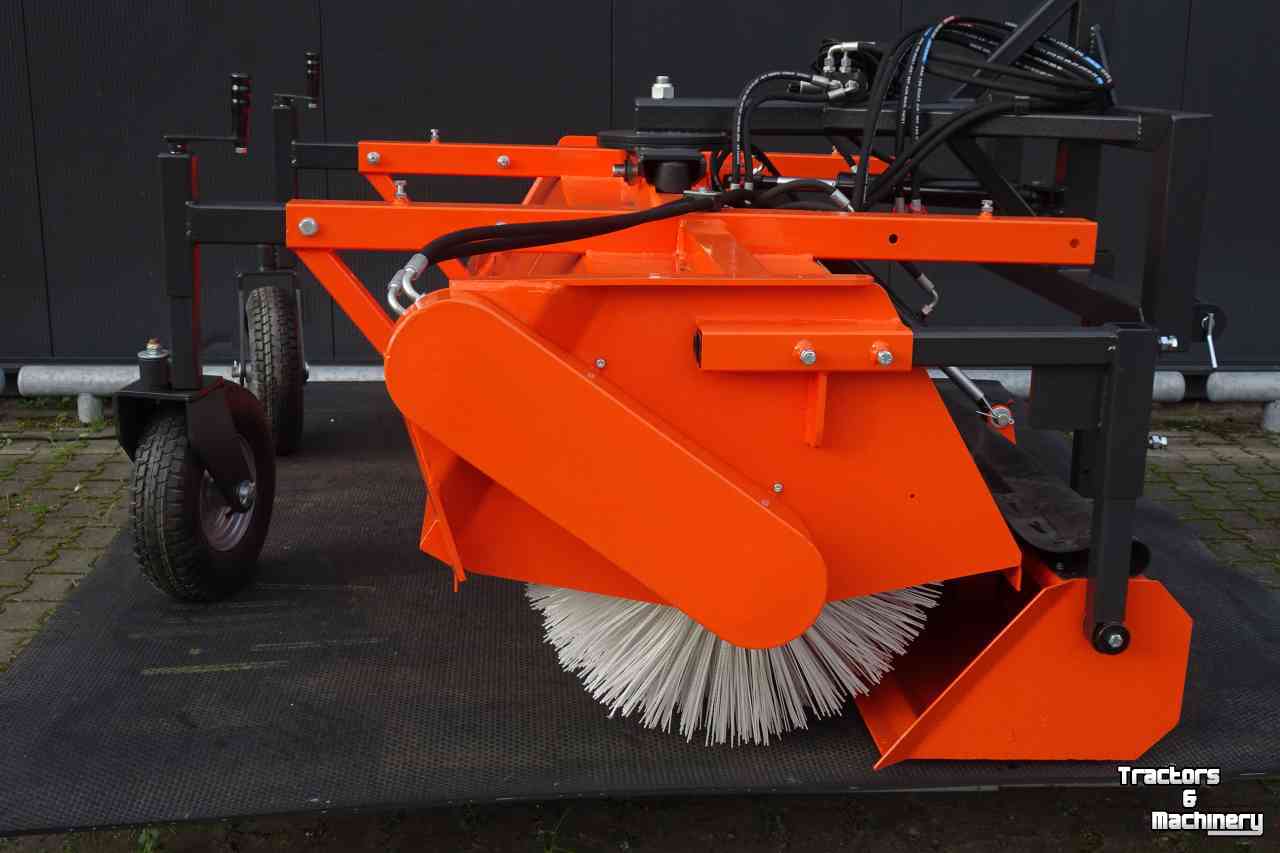 Kehrmaschine Hofstede Veegmachine Trekker / tractor model Borstels 70cm veeg veger borstel machine