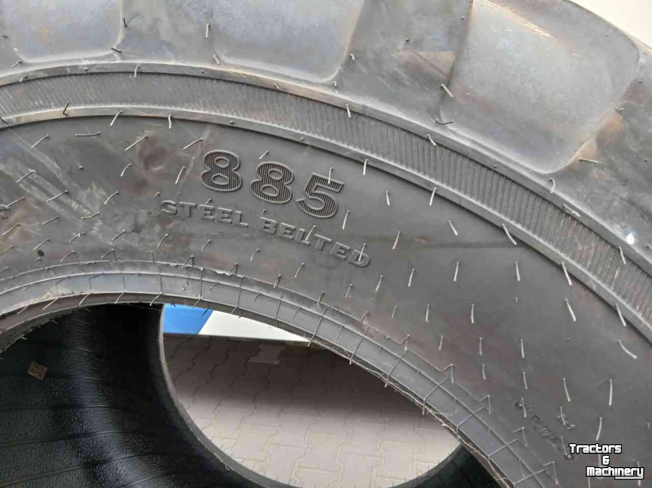 Räder, Reifen, Felgen & Distanzringe Alliance 800/45R30.5