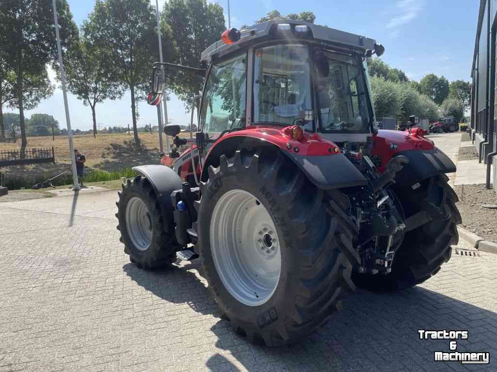 Schlepper / Traktor Massey Ferguson 5S.135 DYNA VT EXCL