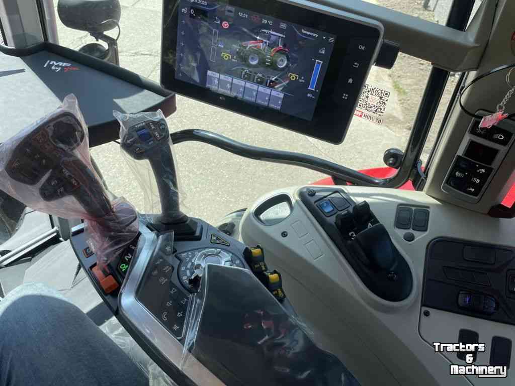 Schlepper / Traktor Massey Ferguson 5S.135 DYNA VT EXCL