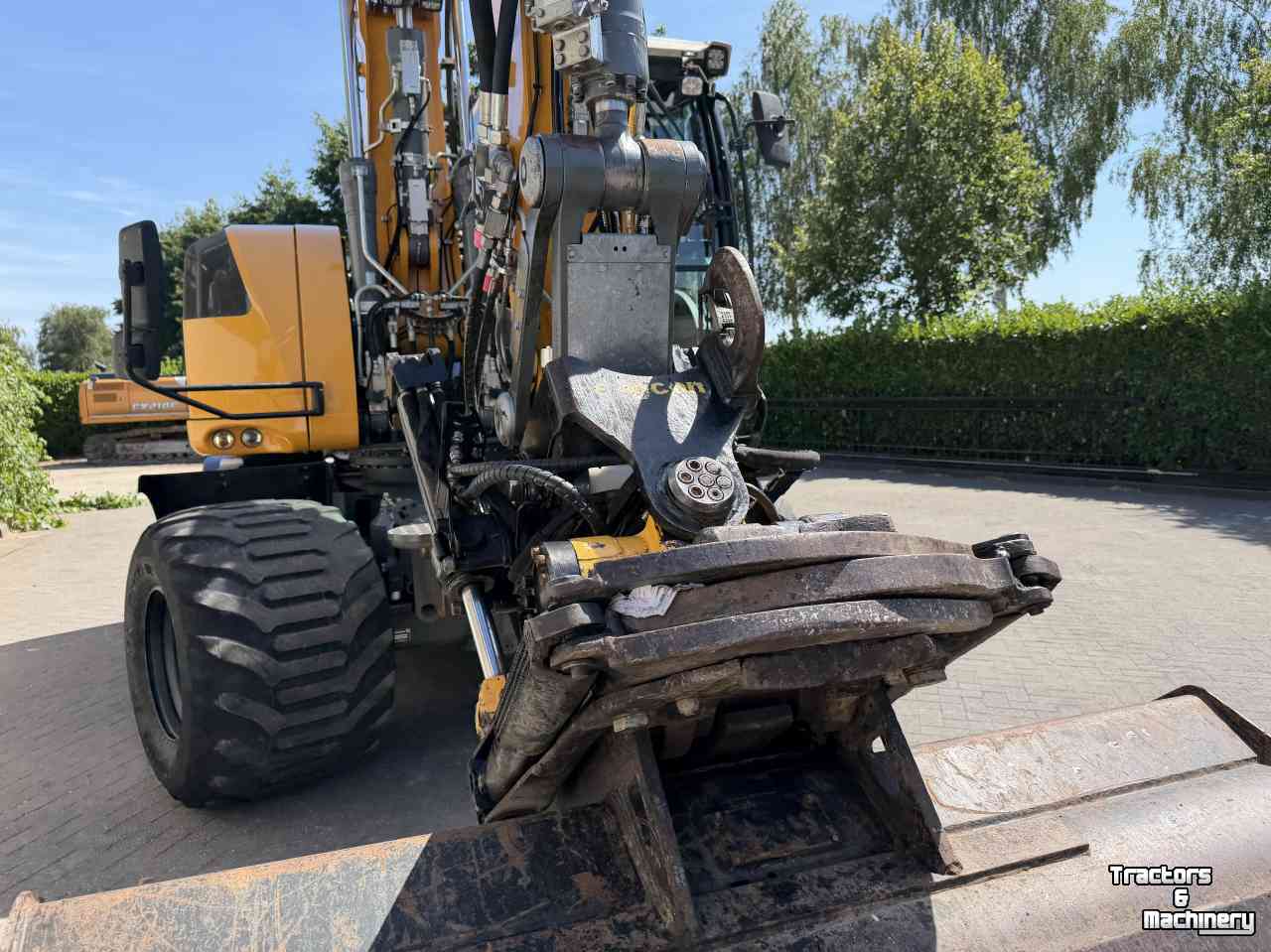 Mobilbagger Liebherr A914 met Draaikantelstuk