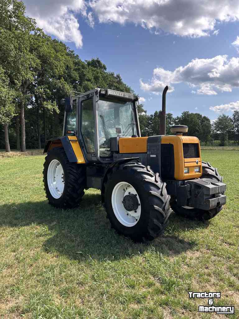 Schlepper / Traktor Renault 110-54 TZ