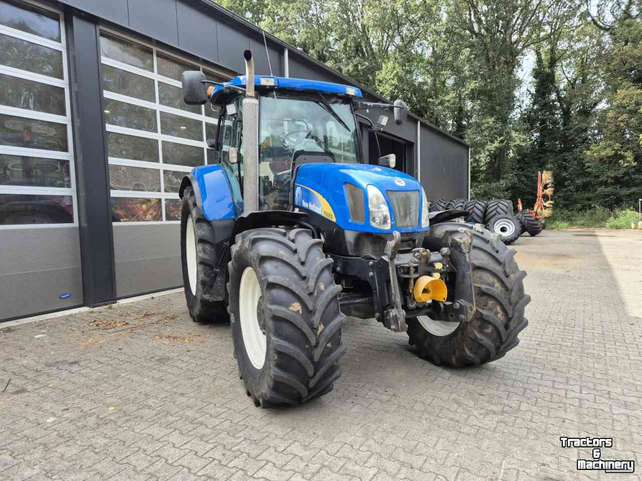 Schlepper / Traktor New Holland T 6080